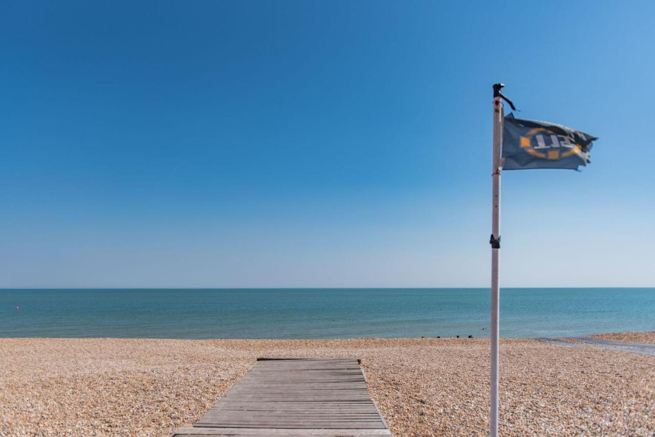 Southbeach By Bloom Stays Hythe  Exterior photo