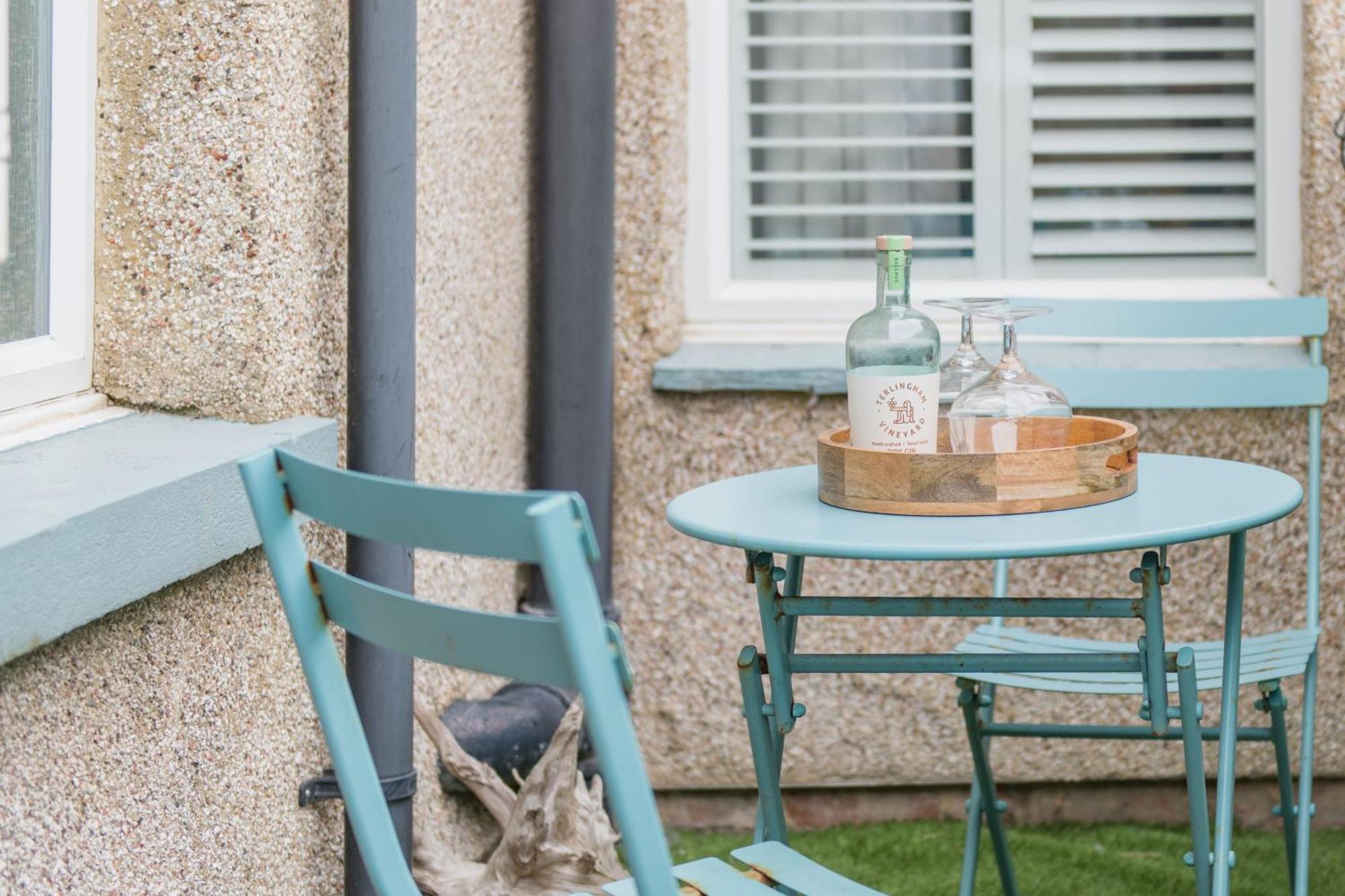 Southbeach By Bloom Stays Hythe  Exterior photo